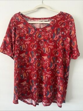 LOFT Red Paisley Short Sleeve Tee